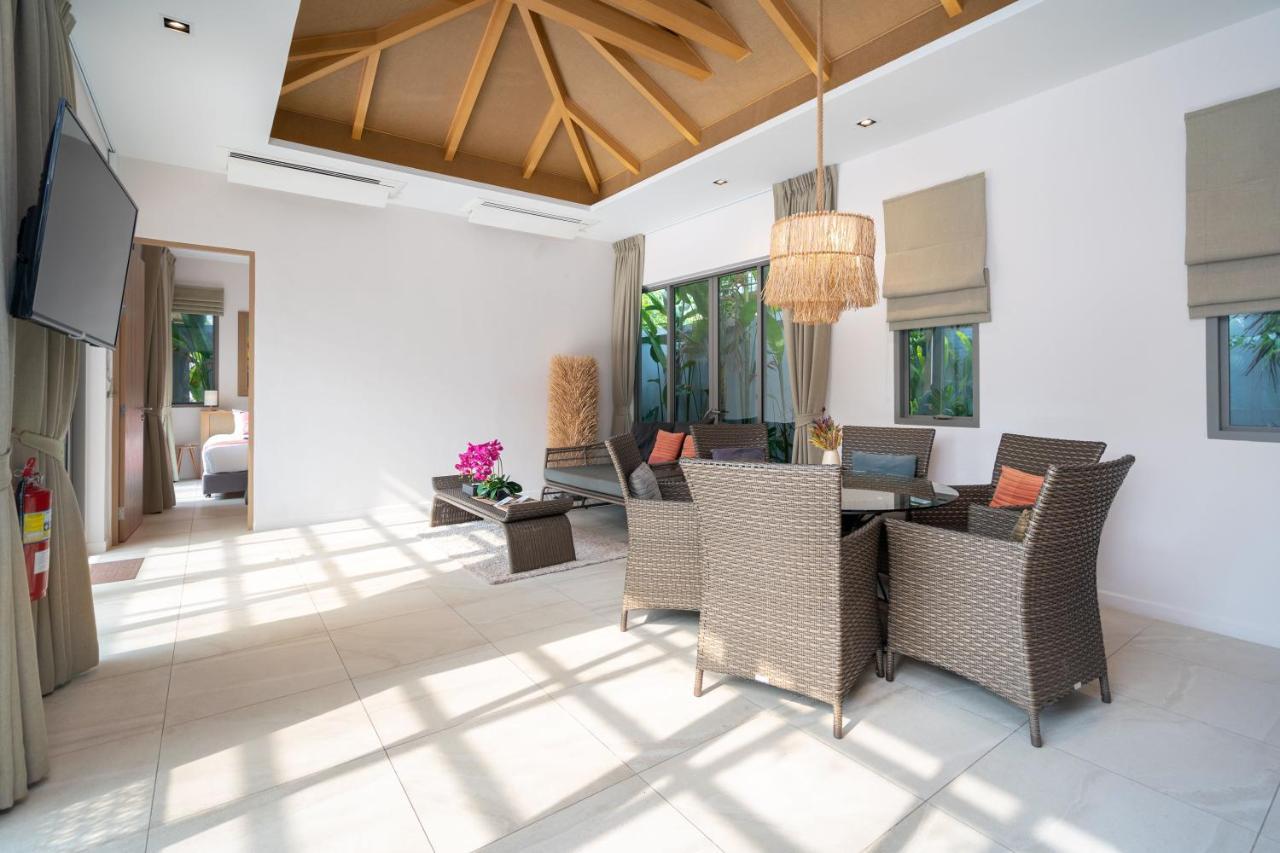 Dalaa 9 Villa Kamala Beach Eksteriør billede
